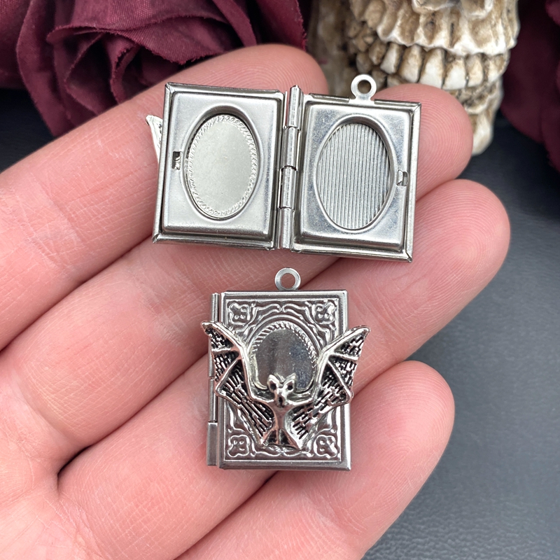 2pcs 27*22mm Bat Book Locket C - đánh giá và giá Jewelry Making Books